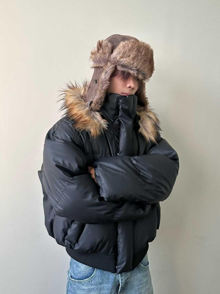 MADEEXTREME Zuo Shan Diao Winter Parka with Detachable Hood and Faux Fur Collar