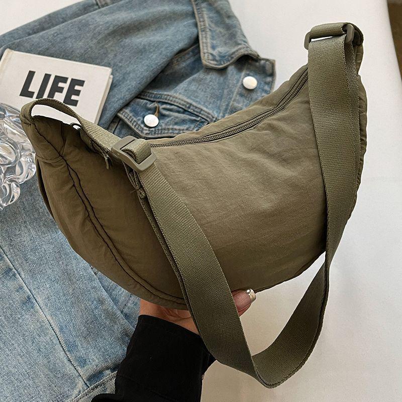 Podzimní dámská ležérní všestranná crossbody taška 'knedlík' - Velká kapacita pro každodenní použití