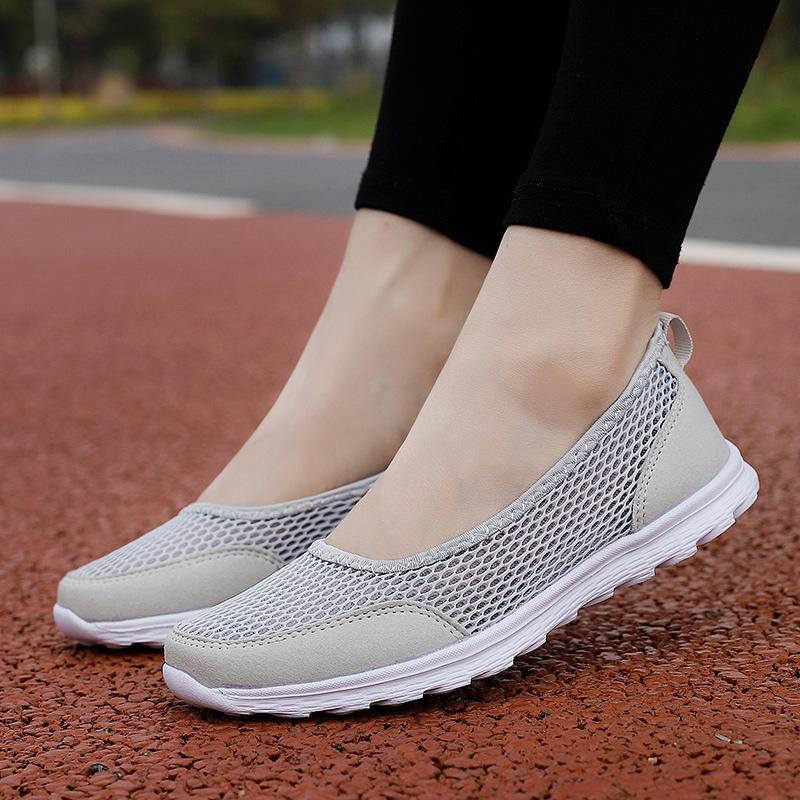 Summer Large Size Shallow Mouth Women's Shoes Lightweight Large Mesh Pregnant Women's Shoes Casual Shoes Breathable and Comfortable Mesh Shoes