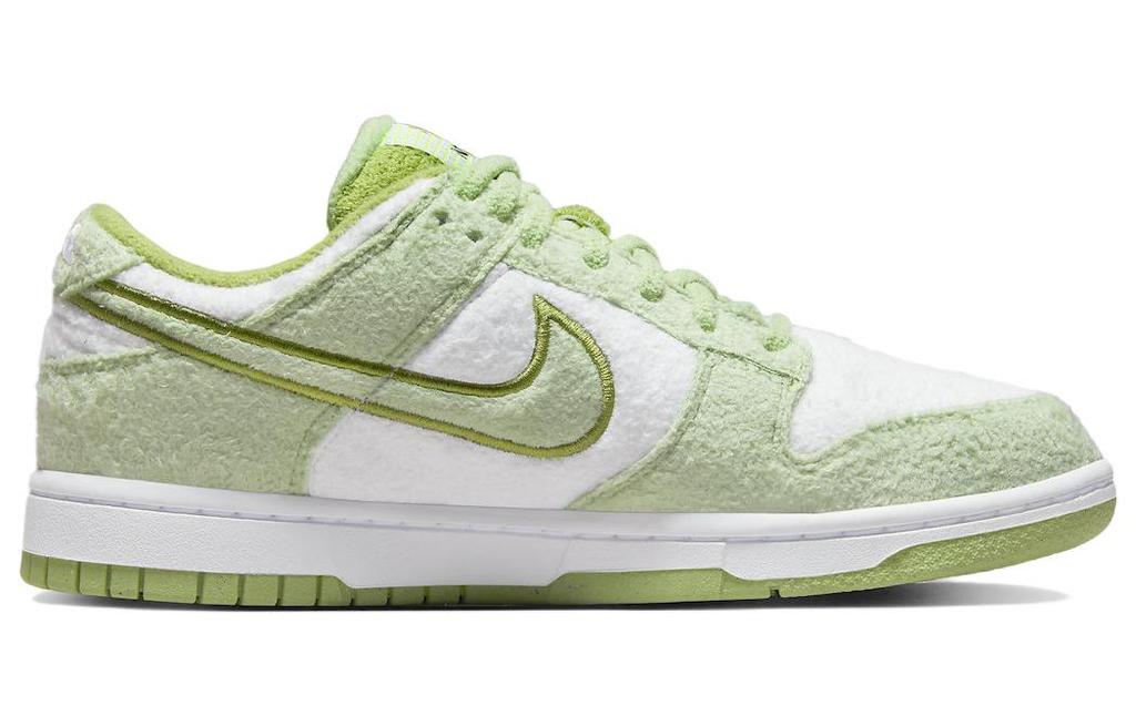 Nike Dunk Low Se 'Fleece Honeydew' Women's DQ7579-300