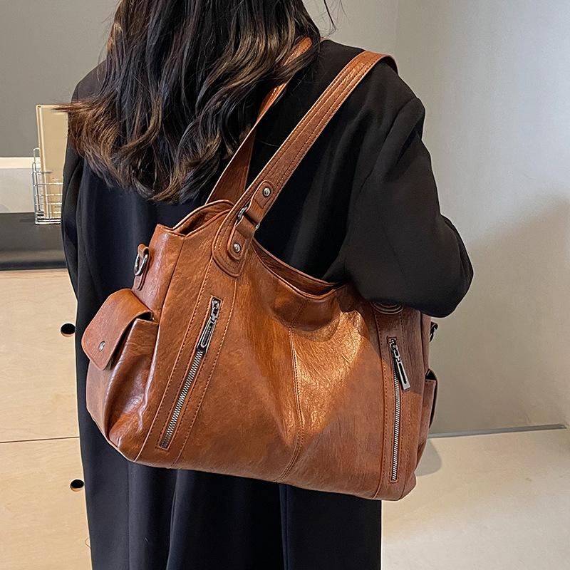 High Quality Women's Bag New Urban Trend Style Shoulder Bag Versatile Casual Large Capacity Commuter Zipper Handbag