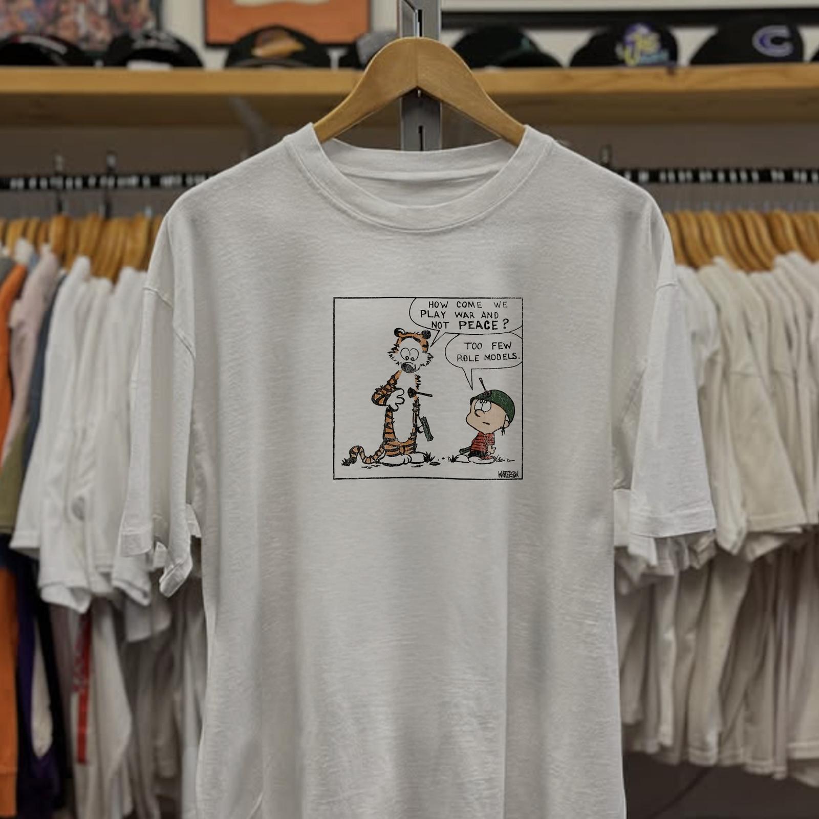 90s Calvin & Hobbes Peace Not War Aged T-Shirt White XL L