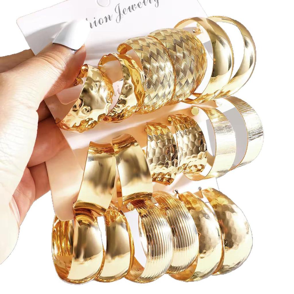 European-American Metal Stud Earrings: Chic, Versatile, and Luxurious for Women