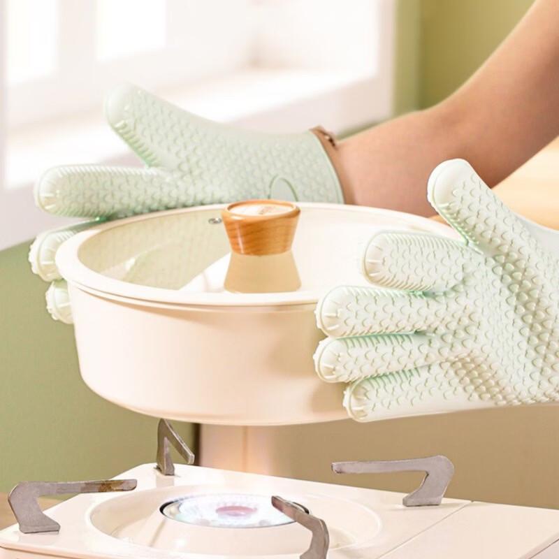 

MDNG Silicone Oven Mitt