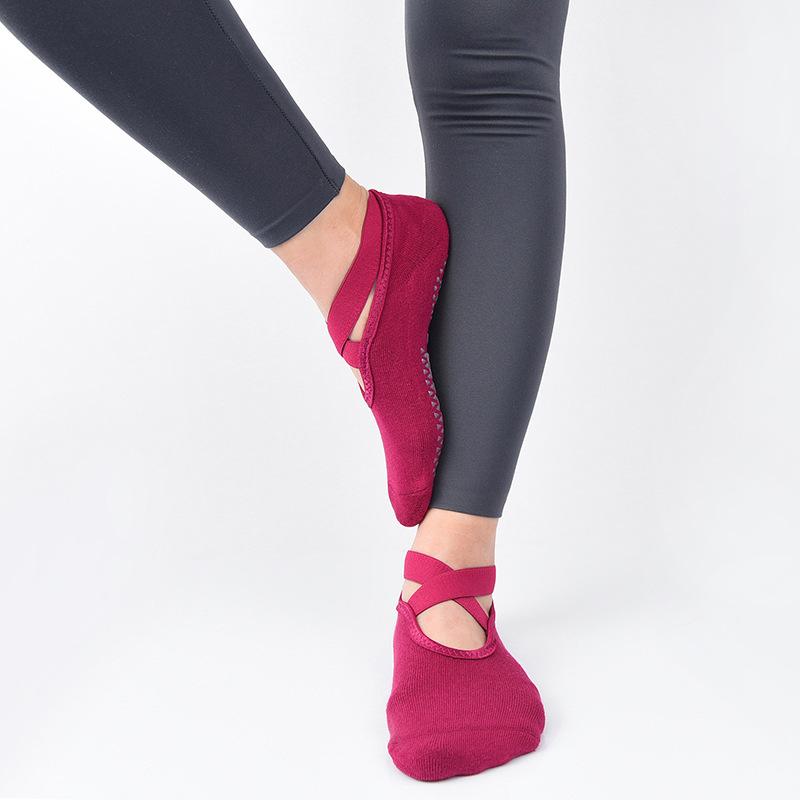 

Носки для йоги для женщин, Нескользящие носки для пилатеса с нескользящей подошвой, Подходят для балета, пластики, танцев, дома, тренировок красный
