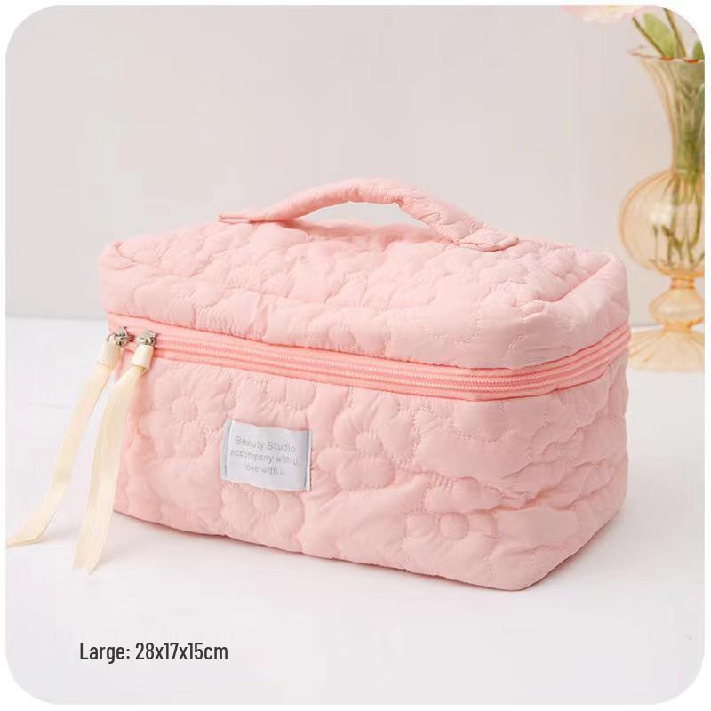 Cloud Makeup Bag: Portable Soft Travel Organizer with Large Capacity, Fluffy Design, Perfect for Makeup or Pencil Storage
