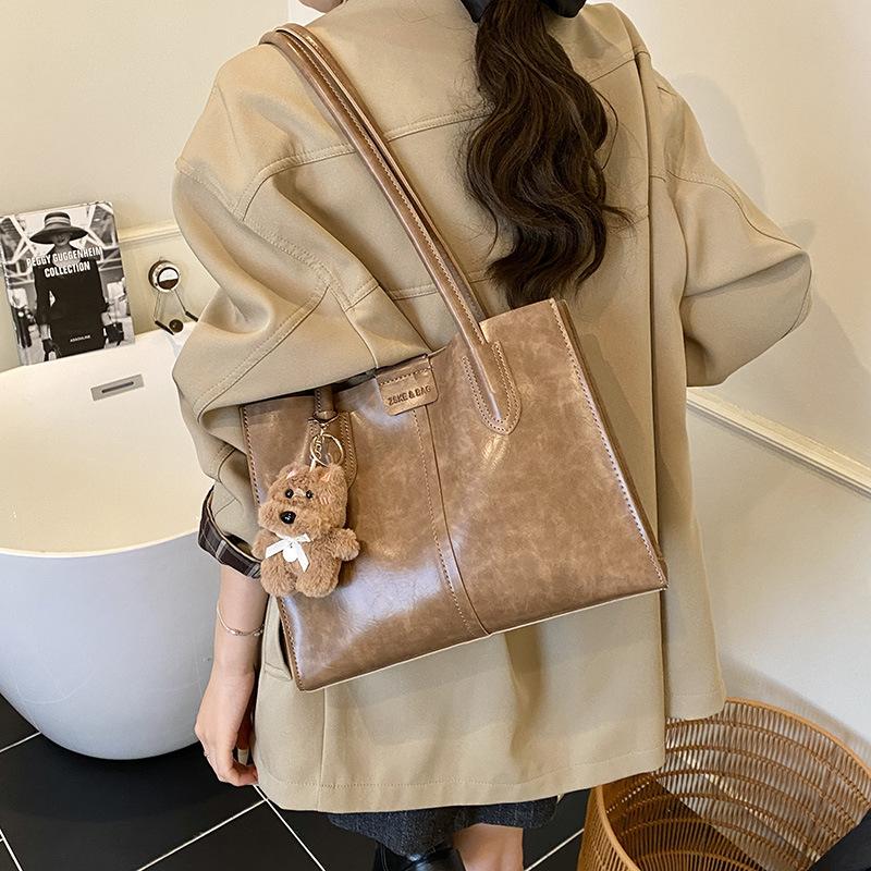 Large-capacity Bag Women's Autumn and Winter Versatile 2025 New Casual Shoulder Bag Texture Mother and Child Commuter Tote Bag