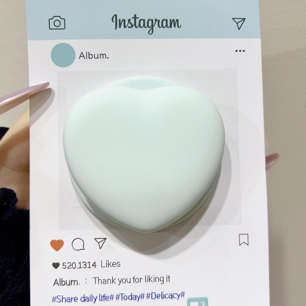 Liquid Silicone Heart-Shaped MagSafe Magnetic Bracket with Strong Adhesion and Retractable Airbag for Trendy Desktops