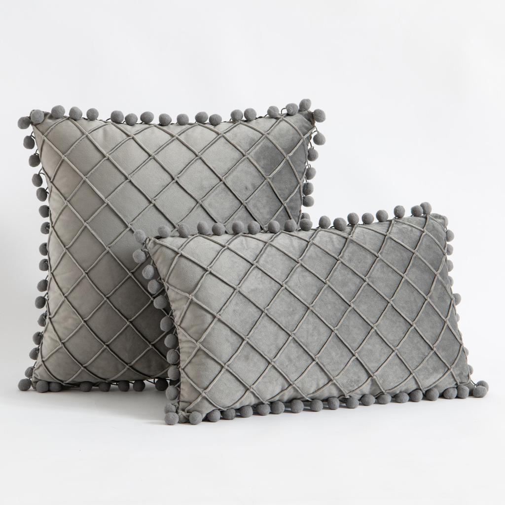 Cute Pom-poms Throw Pillow Covers 30x50cm 45x45cm Luxury Textured Square Cushion Case for Sofa Bedroom Pillowcase Christmas Gift