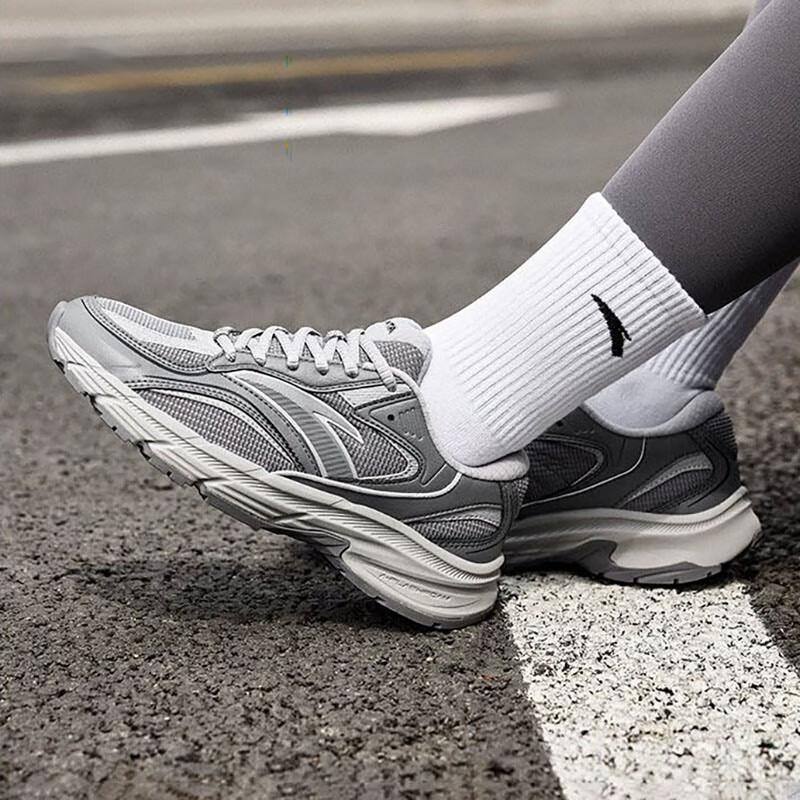 New Anta AT952 Durable Breathable Low Top Running Shoes Women's Gray 922325592-3