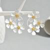 Bohemian Dangle Earrings Female Romantic Three Camellia Flower Korean Earrings for Women Luxury Designer Fashion Jewelry