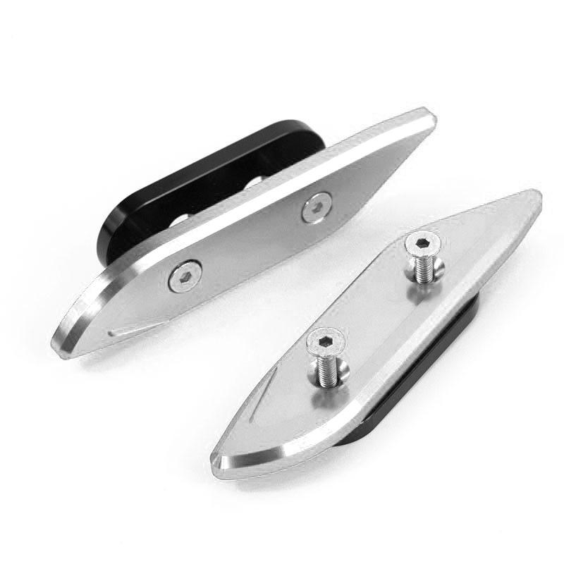 

Yamaha TMAX-530 (2012-2018) Алюминиевая декоративная накладка на зеркало заднего вида и заглушка основания.