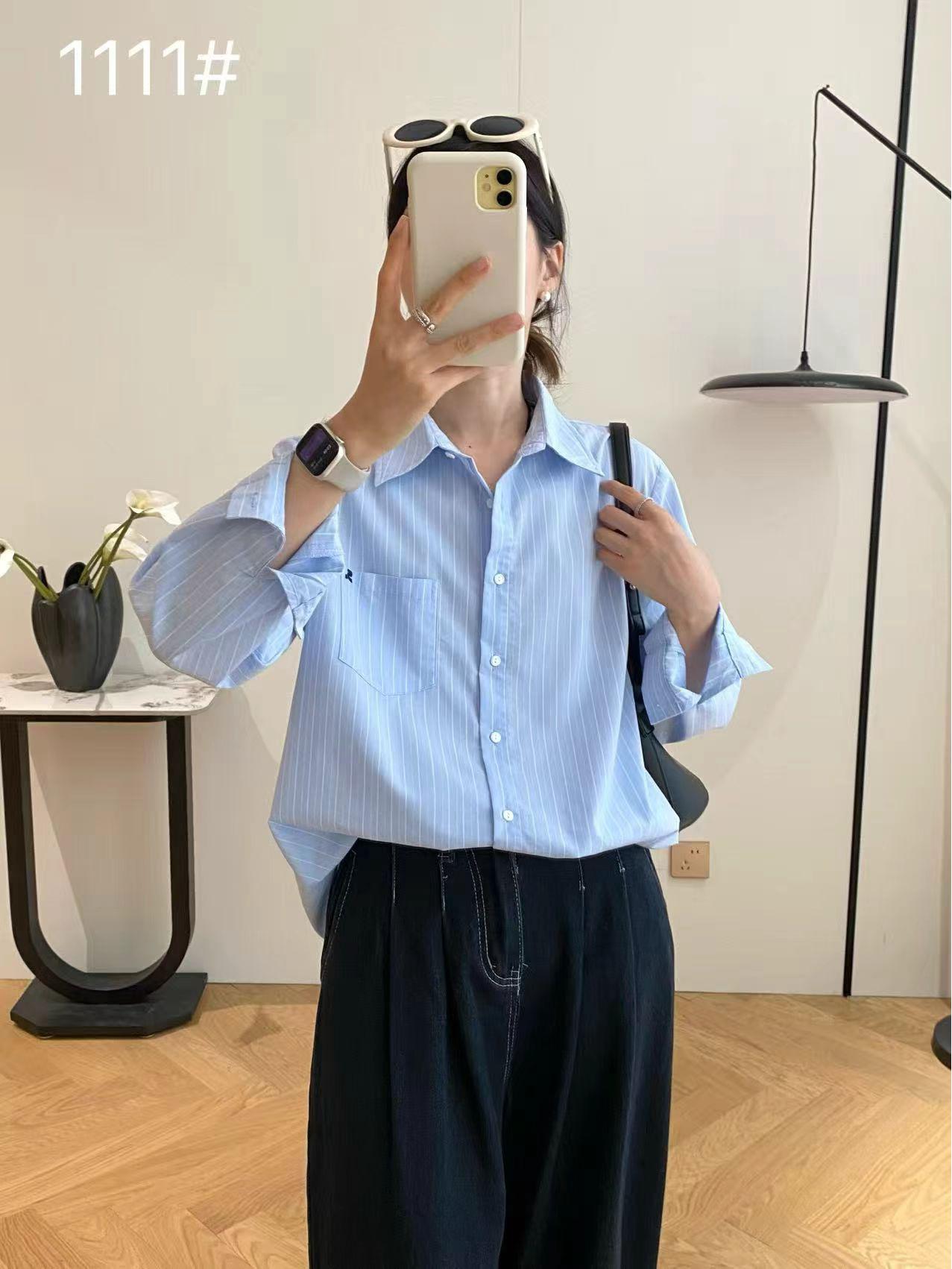 Korean High-End Blue Striped Women s Spring Shirt with Lapel L (55-70 kg)