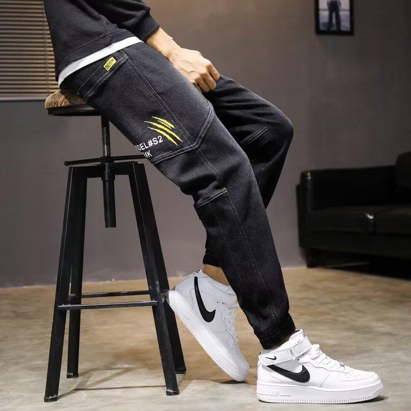 

Мужские джинсы Весна-Осень Корейские Вышитые Буквами Харлан 3XL чёрный