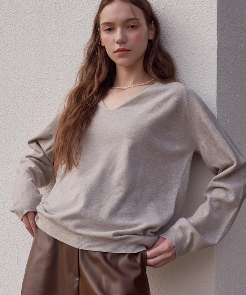 Baseukala Oversized Fit V-Neck Long Sleeve Knitwear (5Colors)
