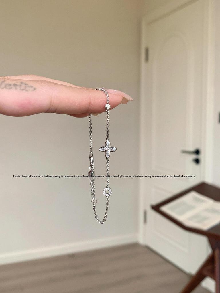 Exquisite Blue Four-Leaf Flower Zircon Bracelet: Versatile, High-Value, Micro-Paved, Stacking Jewelry