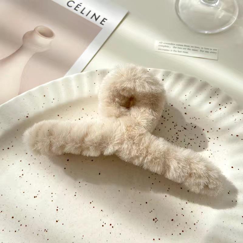 Super Large Sweet Hair Clip Cute Girl Grip Clip With Plush Claw Clip Fashionable Hair Accessory