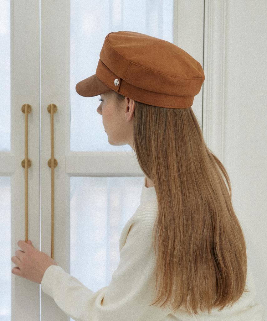 Tatiana Classic Button Suede Sailor Cap Ht8150 2 Colors