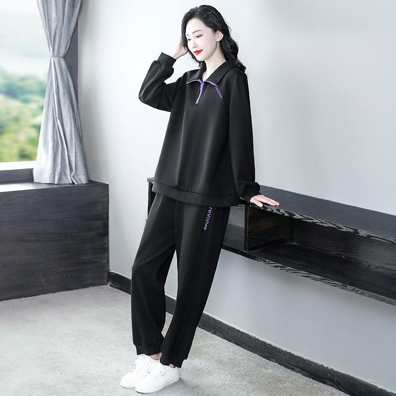 

Осенне-зимний повседневный комплект поло-свитшота и свободных брюк больших размеров для женщин среднего и пожилого возраста L (100-120 jin) чёрный