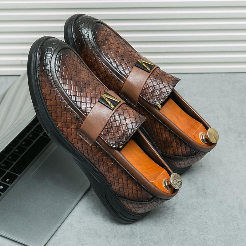 

Мужские деловые кожаные туфли, черные прогулочные туфли, новые легкие дышащие повседневные мокасины, мужские туфли из искусственной кожи, большой размер 6 коричневый