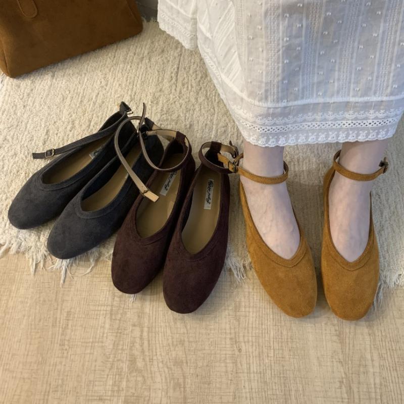 Fashion Ankle Strap Buckle Flat Mary Jane Shoes Women Comfort Shallow Soft Sole Designer Shoes High Quality Faux Suede Loafers