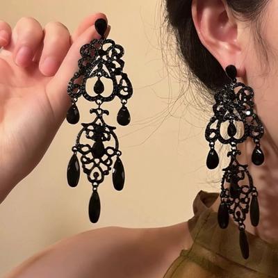Water Drop Fringed Earrings Fashionable Exaggerated Design Stud Earrings Personalized Niche Earrings