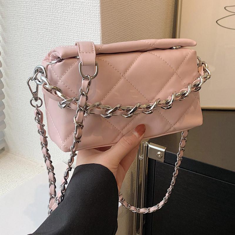 IELGY All-Match Diamond Chain Shoulder Bag Fashion Simple Cross-Body Small Square Bag