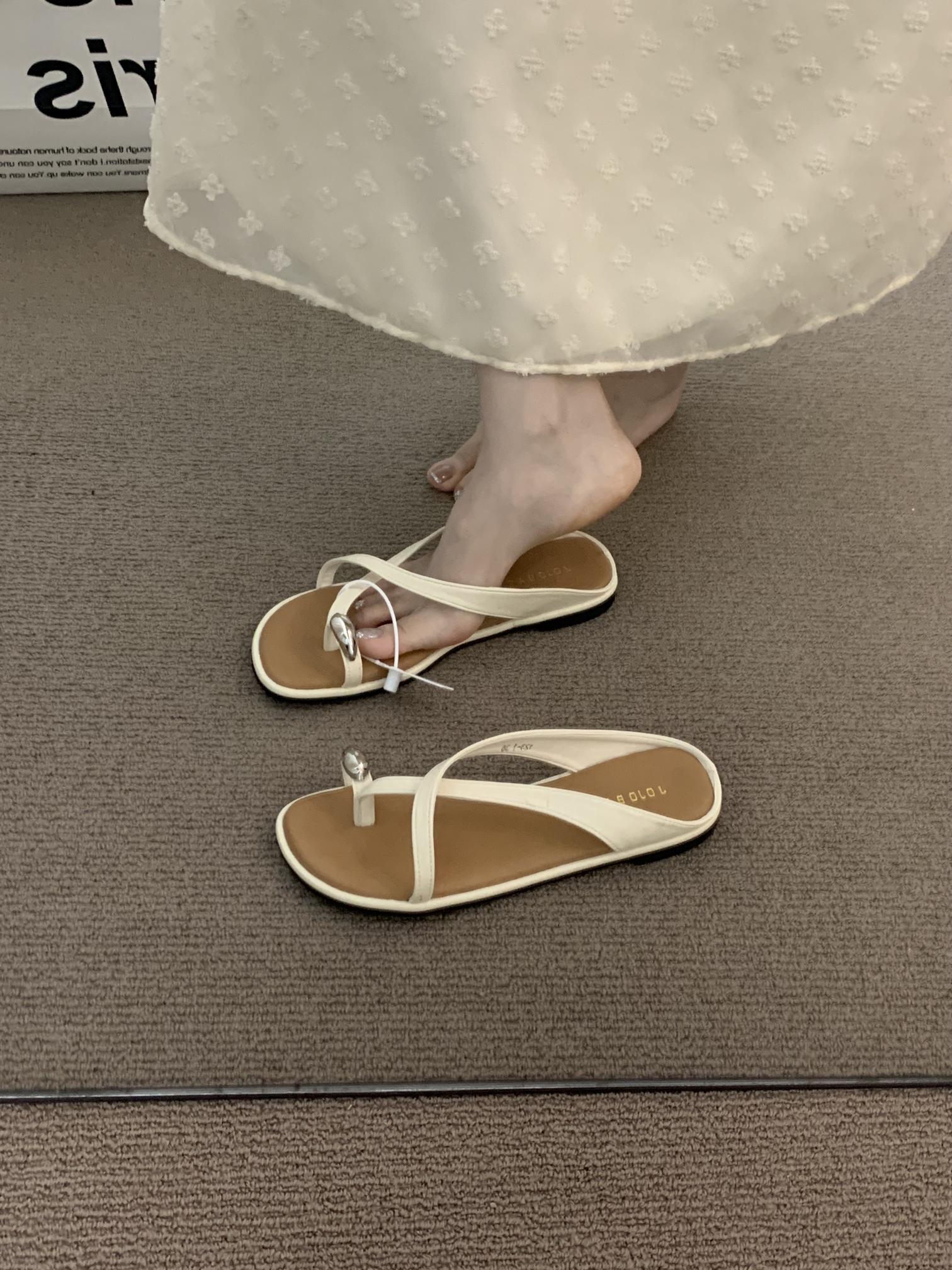 

Late evening breeze retro brown premium open-toed sandals fairy shoes 2025 new summer flat-bottomed vacation cool slippers 35