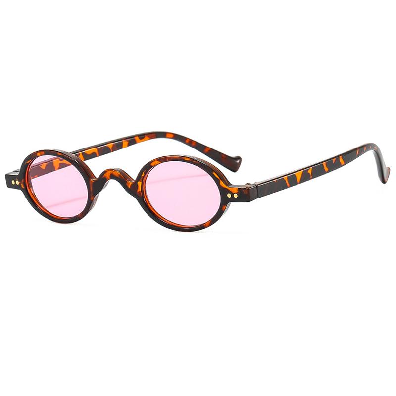 Mote Små Runde Solbriller Kvinner Klassiske Vintage Steampunk Spiker Menn Solbriller Skygger UV400 Ovalt Kvinnelig Brilleinnfatning