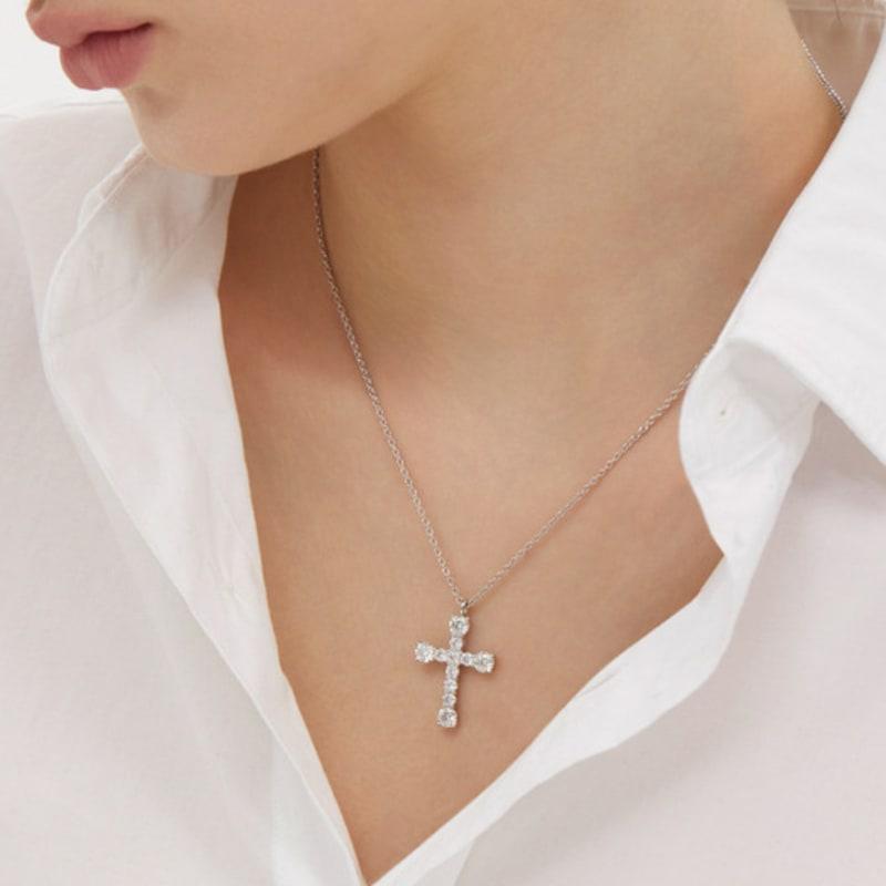 Hyeres-lor Essence Silver (W) Moissanite The Cross Necklace HL4N54411W9900