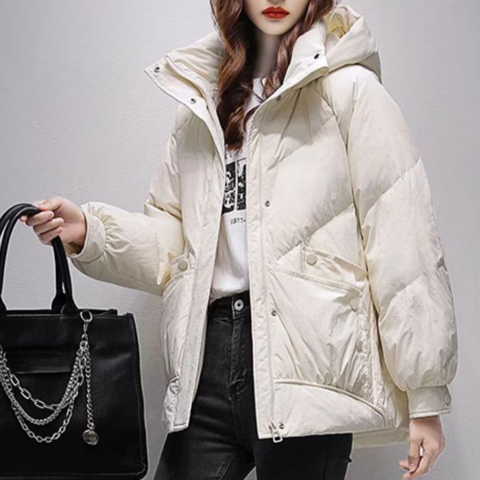 Popular Women's Winter Cotton Coat, Thickened and Warm, Short Style, Attractive and Fashionable