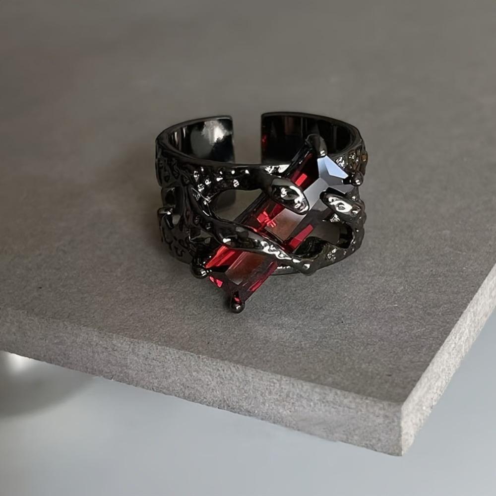 European and American Style Dark Pomegranate Red Ring for Couples, Stackable Index Finger Ring, Retro Black Thorn Open Ring