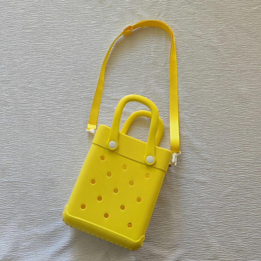 Stylish Western-Style Cartoon Shoulder Bag: Versatile, Cute, Celebrity-Inspired Messenger