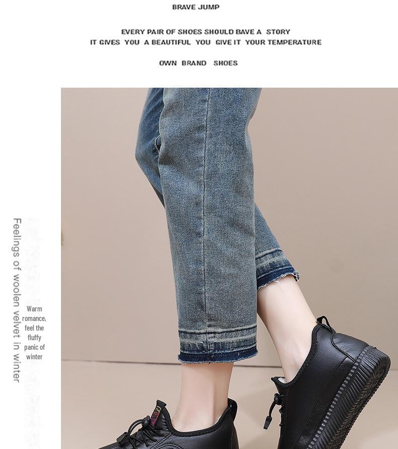 2024 Winter Women's Soft Sole Cotton Shoes - Comfortable, Warm, Plus Velvet, Flat-soled Boots for Middle-aged & Elderly