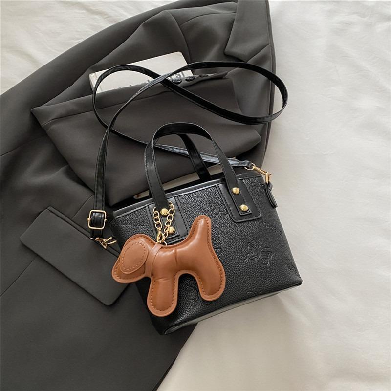 Niche Fashion Portable Small Bag Women's New High-end Texture Messenger Bag Casual Versatile Bucket Bag