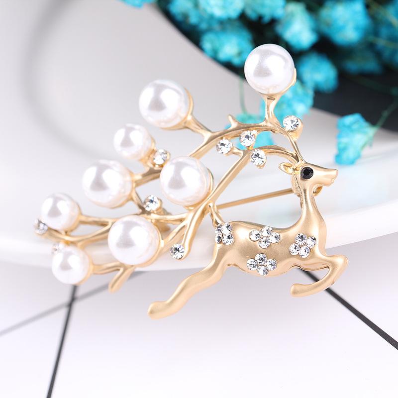 Deer Brooch Plum Flower Deer Brooch Fashion Pearl Corsage Flower Jewellery Accessories Pin Jumper Shawl Buckle Long-Lasting Color Exquisite Brooch