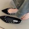 Pointed flat-bottomed rivet single shoes women's autumn new shallow-mouth soft-soled versatile one-pedal Mary Jane shoes