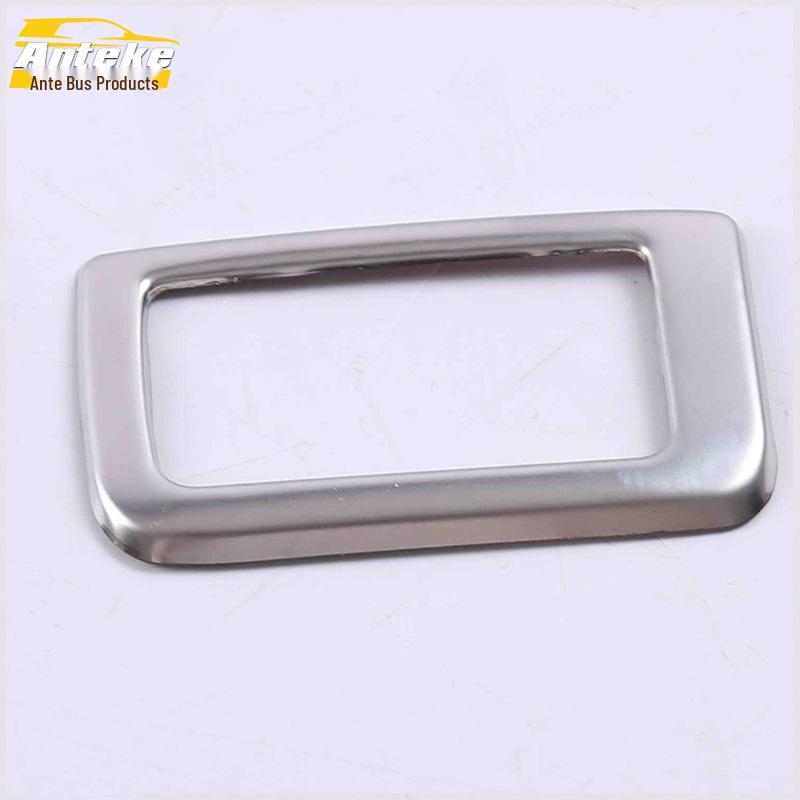 17-19 A4L Listwa Ozdobna Przełącznika Bagażnika/Klapy Tylnej Z Cekinami