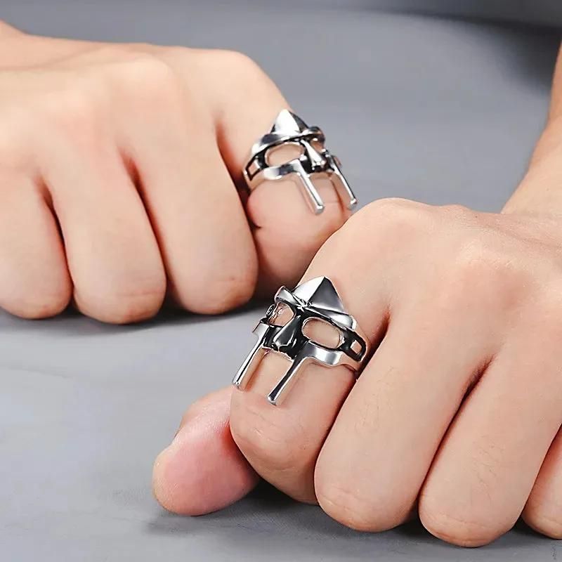 New Vintage Gladiator Egyptian 2025 Mf Doom Mask Rings for Men Pharaoh Male Ring Hip Hop Party Goth Jewelry Gift Accessories