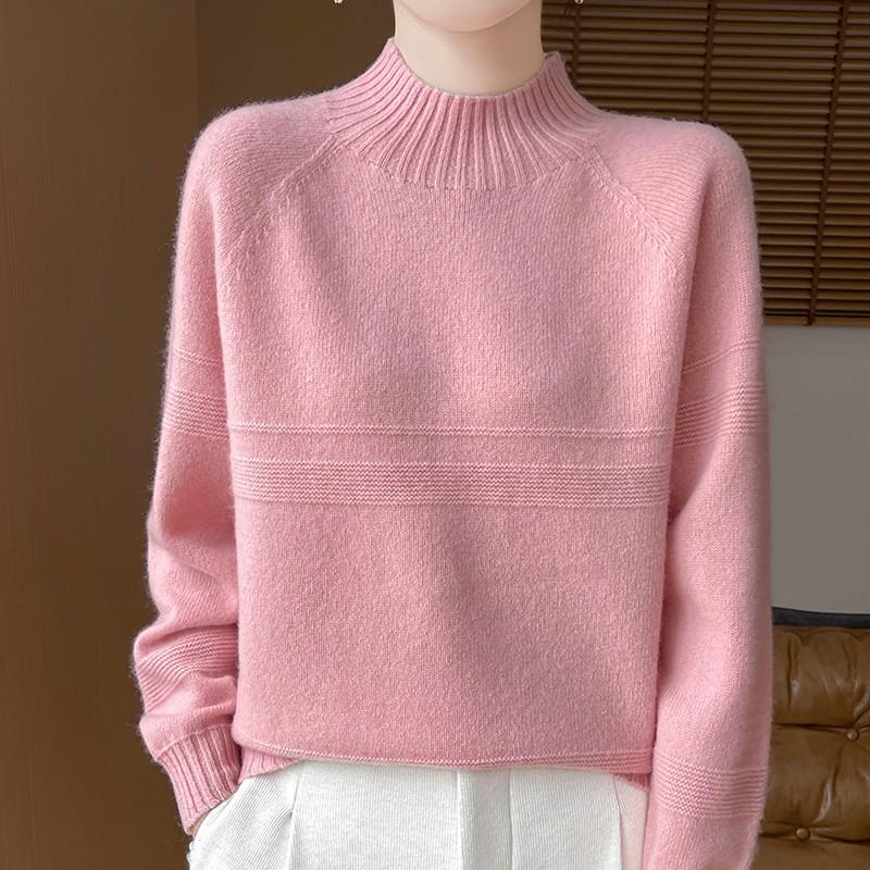 2026 Autumn/Winter Women's Thick Knit Wool Pullover: Half-High Collar, Long Sleeve, Loose Fit.