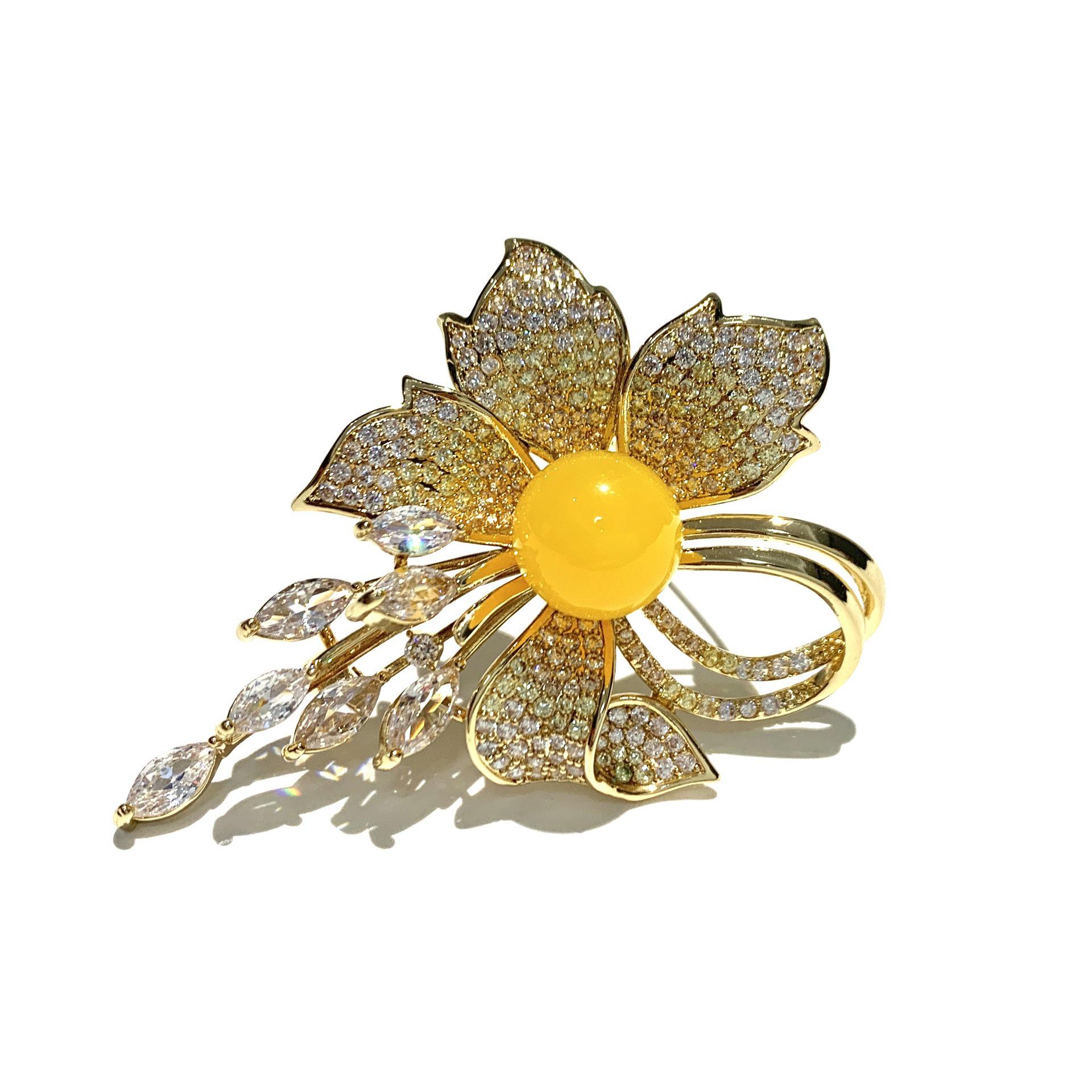 Bo Xin Yun Bestseller: Copper Zircon Yellow Agate Flower Brooch, Elegant Clothing Accessory Pin, Perfect Mother s Gift