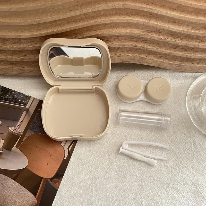 Women's Travel Contact Lens Box Colored Eye Contacts Lenses Box Portable Contact Lens Case Heart-shaped Contact Lenses Case