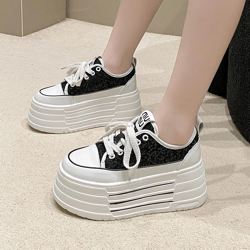 

Блестящие кожаные балетки Повседневные кроссовки в стиле «папа» Массивные кроссовки Женская платформа Спортивная обувь Женские кеды для скейтборда Обувь на скрытой платформе Теннис 35 чёрный