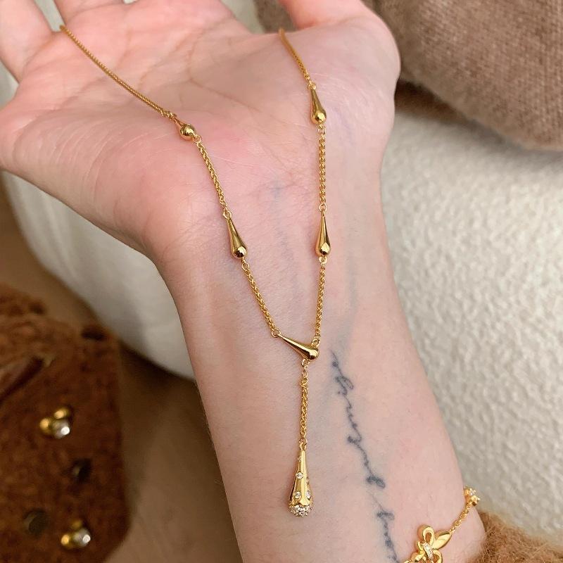 Light Luxury French Medieval Micro-Inlaid Zircon Small Waist Water Drop Necklace Super Flash Exquisite Pendant Temperament Niche Collarbone Chain