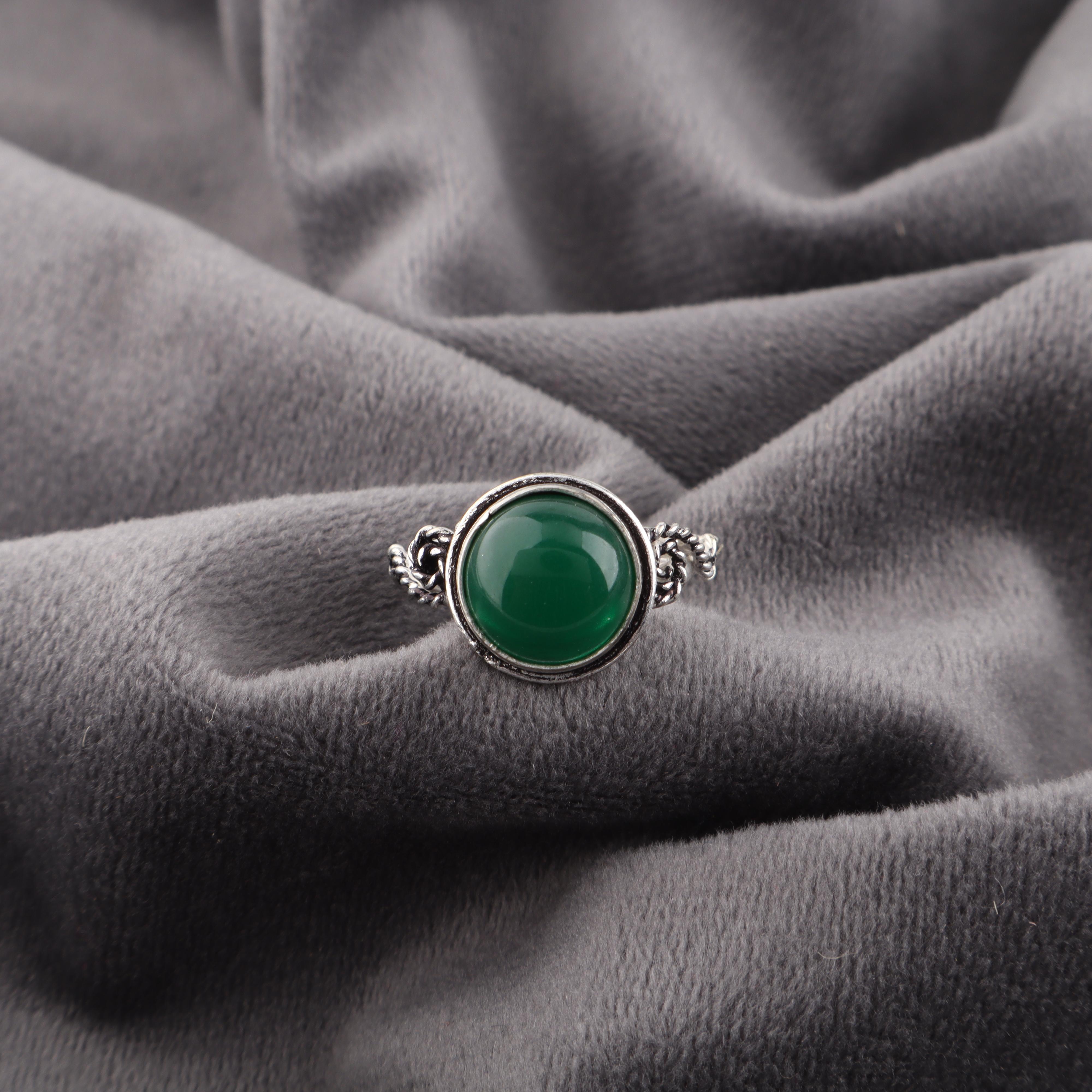 

Green Onyx Gemstone Jewelry, 925 Sterling Silver Women s Ring. Handmade Attractive Silver Jewelry For Wedding Gift 12 зелений