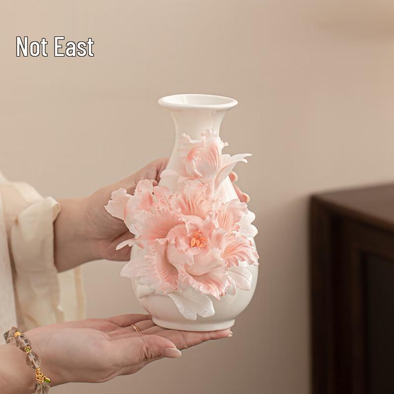Bùdōng New Chinese Hand-pinched Ceramic Vase