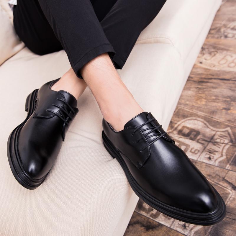 Man Classic Pointed Oxfords Shoes Moccasins Casual Leather Shoes High Quality Lace Up Mens Brogue Style Shoes Luxury Homme