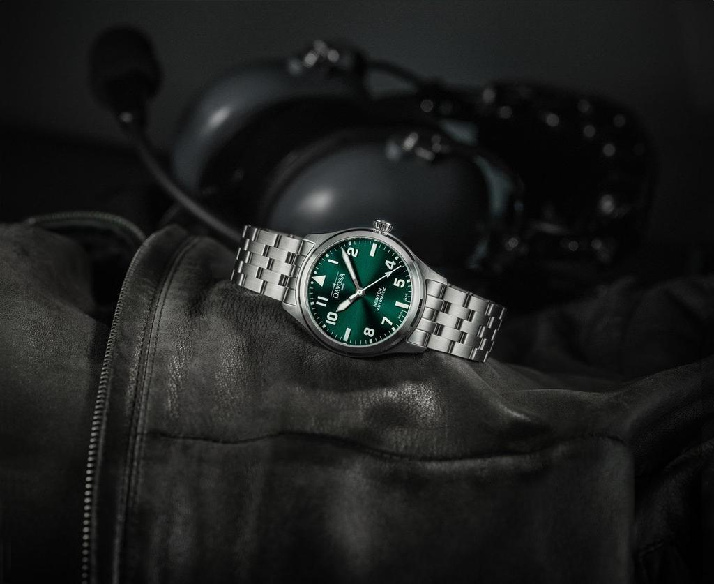 Davosa IWAWP Newton Pilot Auto Automatic Watch with Power Silver Reserve, 161.530.70, Men's,