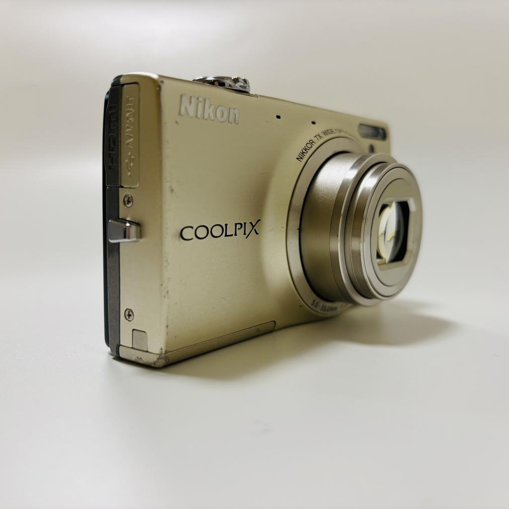 [Used] Nikon COOLPIX S6100 16.0MP Digital Camera Silver 7x Zoom From JAPAN