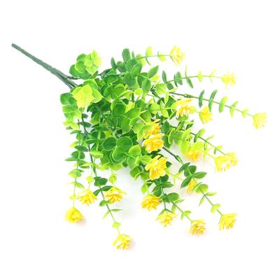 Decoração de casa – Flores e coroas artificiais